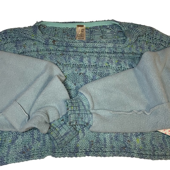 Free People Sweater - Picture 6 of 9